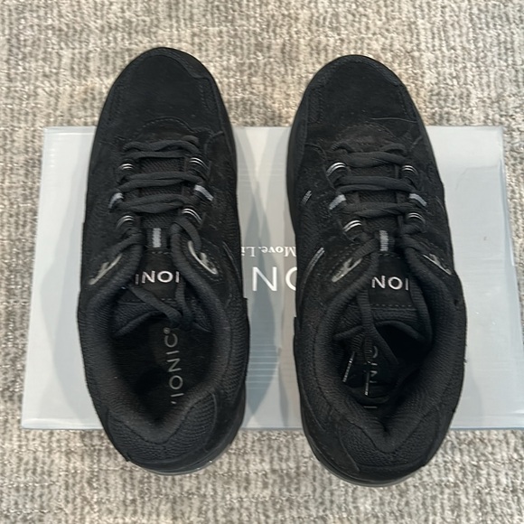Vionic 23Walk Women’s Black Suede 8.5 - Picture 6 of 7